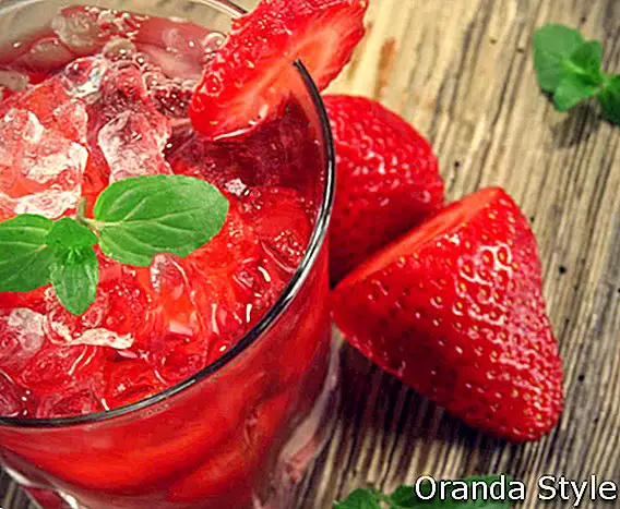 Erdbeer-Mojito-Cocktail