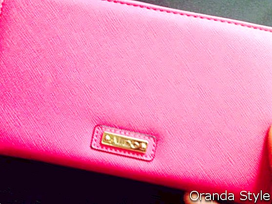 Pink one-color-trendy-ambreiaj