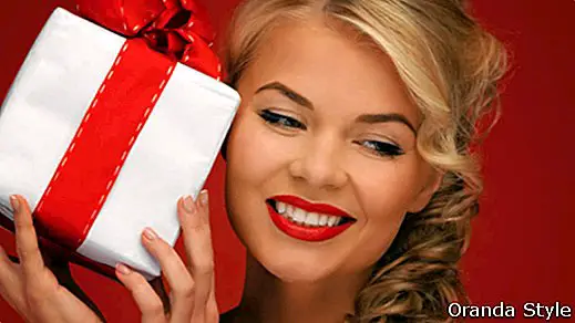 עשרת המתנות הטובות ביותר לחג יופי לחג לכולם ברשימת המתנות שלך