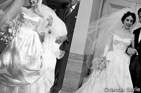 Elizabeth Taylor vestuvinė suknelė