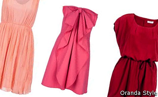 Розови рокли