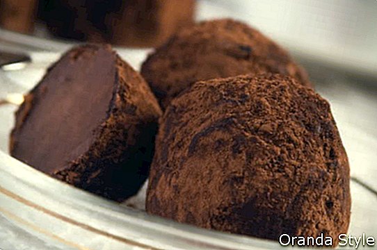 koyu çikolata truffles
