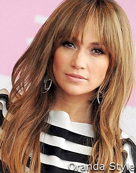 Jennifer-Lopez-with-Bangs
