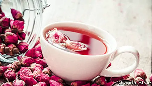 Najboljši zeliščni čaji za zmanjšanje tesnobe