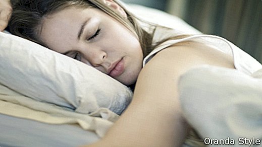 ¿Por qué duermo tanto? 10 causas posibles