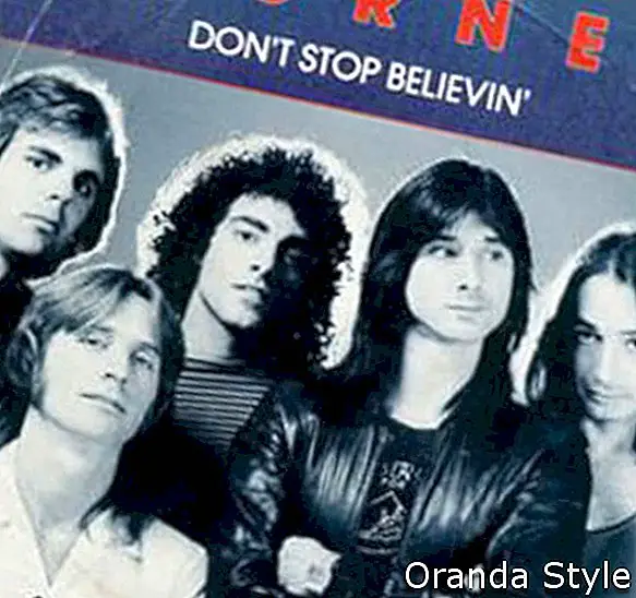 Don’t-Stop-Believin ”-–- Ceļojuma dziesma