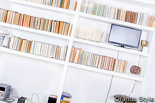 home-library-in-white