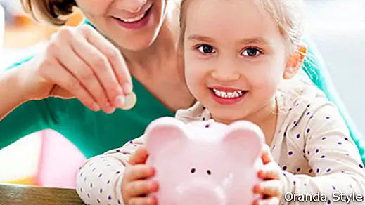 3 lieliski veidi, kā iemācīt bērniem ietaupīt naudu