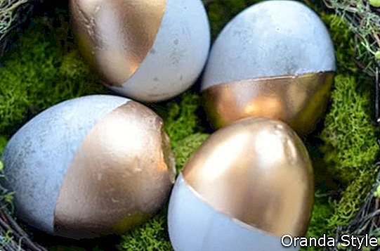 Cementno-zlato-listna jajca