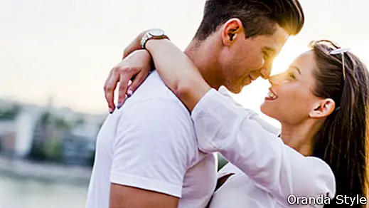 Jak udržet vaši romantiku naživu v 7 jednoduchých krocích