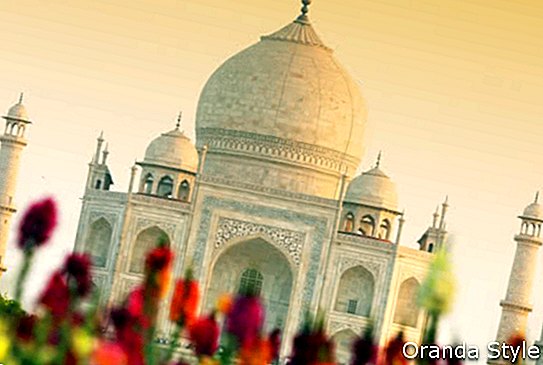 Taj Mahal päikeseloojangu valguses